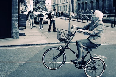 Old Lady Bicycle Wallpapers For Auto Cars