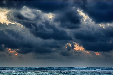 Download Wallpapers 3840x2160 Clouds, Sea, Storm, Gloomy, Heavy ...
