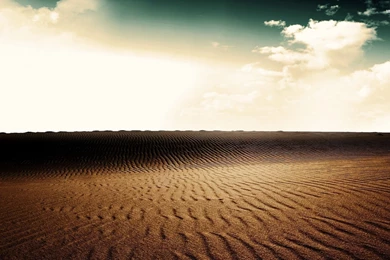 Cloudy Desert Wallpapers