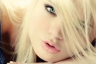 Top 25 Girls Wallpapers For Desktop Windows 8