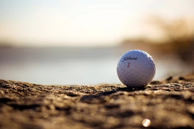 White Ball For Golf Wallpapers And Images Wallpapers, Pictures ...