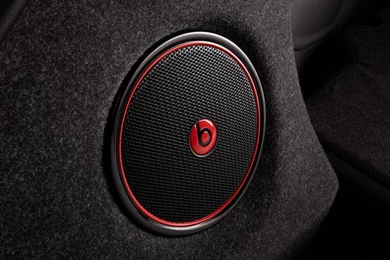 Download Fiat Turbo Beats By Dr Dre Speaker Wallpapers