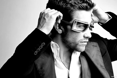 Men Glasses Monochrome Jake Gyllenhaal Greyscale Men With Glasses ...