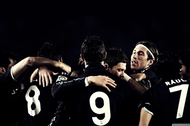 Real Madrid Team HD Desktop Wallpapers : High Definition : Mobile