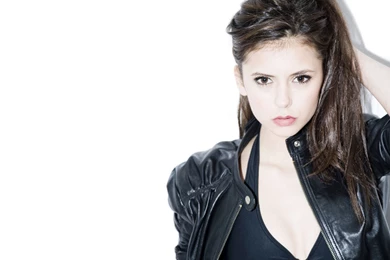 Pretty Nina Dobrev Wallpapers Nina Dobrev Wallpapers (11342445 ...