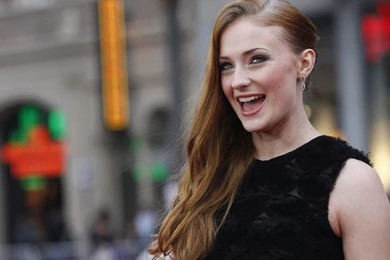 Sophie Turner HD Wallpapers For Desktop Download