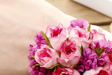 Wedding Decoration Idea on arm 640x1136.jpg