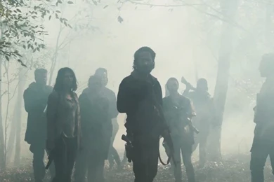 The Walking Dead Season 5 Return Trailer: Surviving Together ...
