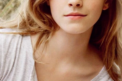 Iphone girly wallpaper 1080x1920 emma watson.jpg