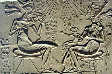 AKHENATEN WITH NEFERTITI AND THEIR FAMILY   Ancient Egypt ...