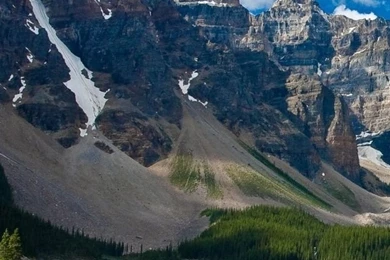 Emerald Lake, Yoho National Park, British Columbia, Canada HD ...