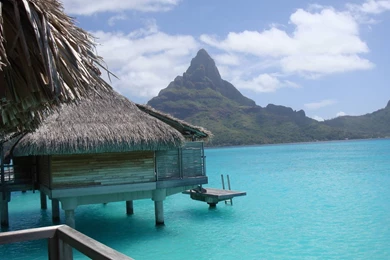 Download Wallpapers 2560x1440 Bora bora, Gulf, Hut, Bungalow ...