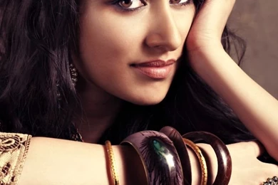 Shraddha Kapoor HD Wallpapers : Desktop : Tablet : Mobile
