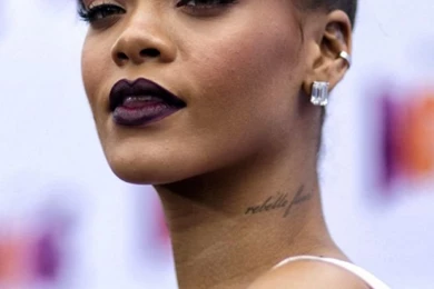 iPhone 6 Rihanna Wallpapers HD, Desktop Backgrounds 750x1334