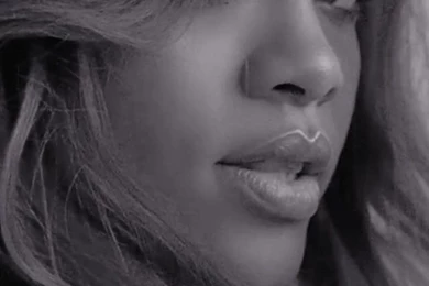 iPhone Wallpapers Pictures: Rihanna Pictures