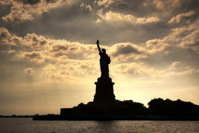 2560x1600 Statue Of Liberty NY Wallpapers