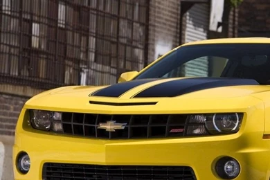 Download Yellow Chevrolet Camaro 2010 Wallpapers For iPhone 4