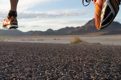 Running Hard On Road Sport Fashion iPhone 6 Wallpapers Download ...