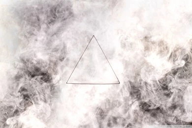 Triangle HD Desktop Wallpapers : Dual Monitor