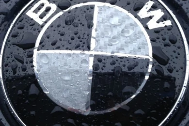 BMW Emblem Wet iPhone 5 Wallpapers (640x1136)