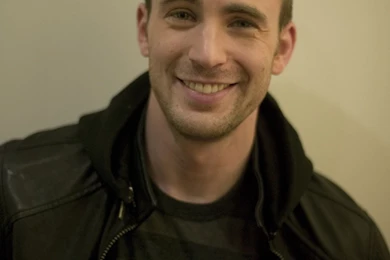 Chris Evans Wallpaper Smiling Face.jpg