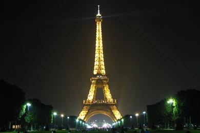 Eiffel Tower At Night Lighting HD Photos