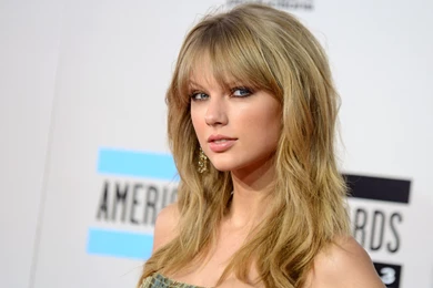 Singing Taylor Swift Desktop Wallpapers 24461