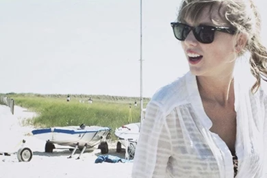 Taylor Swift Desktop Backgrounds