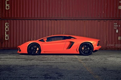 Red Lamborghini Aventador Wallpapers