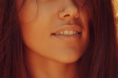 iPhone   Babe Wallpapers March 2014 (NSFW)