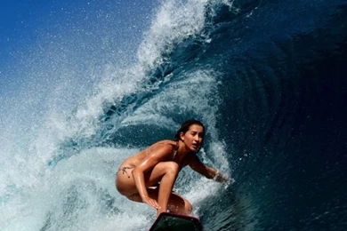 Big Wave Surfing Girl 640x1136.jpg