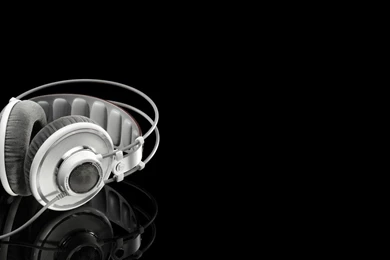 White Headphones Wallpapers Music Wallpapers