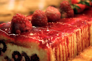 Raspberry dessert 31798 2560x1600.jpg