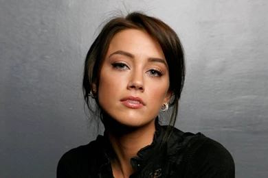 Celebrity Amber Heard Wallpapers