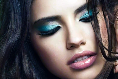 Lovely Adriana Lima Wallpapers