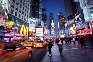 Download Wallpapers 3840x2160 New York, Night, People, Taxis ...