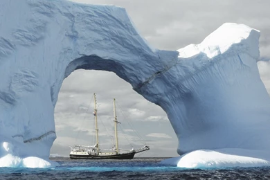 Ship In Antarctica Wallpapers And Images   Wallpapers, Pictures ...