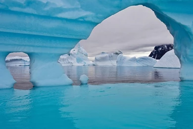 Water Icebergs Graveyards Antarctica Wallpapers