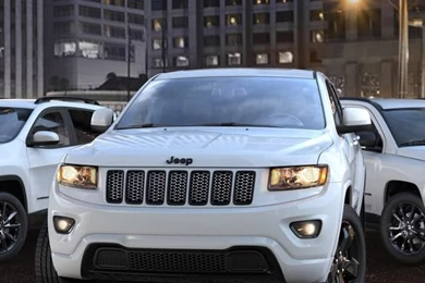 Download 2014 Jeep Altitude Family Wallpapers For iPhone 4