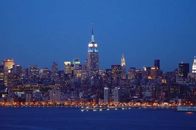 Skyscrapers: New York City Skyline Dusk River Piers Lights ...