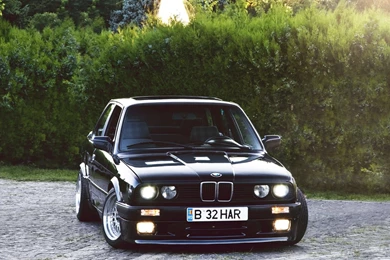 E30 Wallpapers