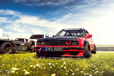 HDscreen: BMW E30 Cars Desktop Bakcgrounds