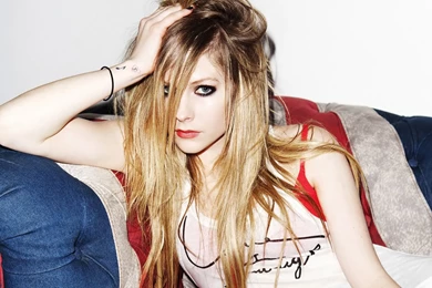 Avril Lavigne Wallpapers HD Download