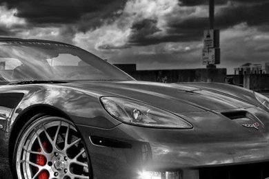 Calling All iPhone 4/4S Owners: 20 Hot Car Wallpapers You'll Love