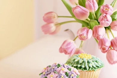 Delicious Thread Cupcakes Can Be Breakfast Too Hd Wallpapers ...