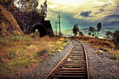 15 Train Tracks HD Wallpapers