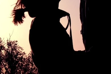 Download Wallpapers 640x1136 Couple, Shadow, Sunset, Kissing ...