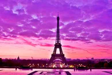 Bright Picture Of The Eiffel Tower Wallpapers And Images ...
