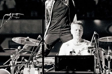 iPhone 4S, 4 U2 Wallpapers HD, Desktop Backgrounds 640x960