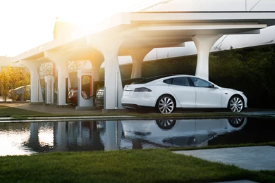 Tesla model s supercharging 2.jpg